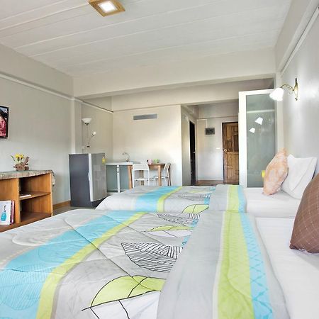 Baan Bangrak Residence Trang Exteriör bild