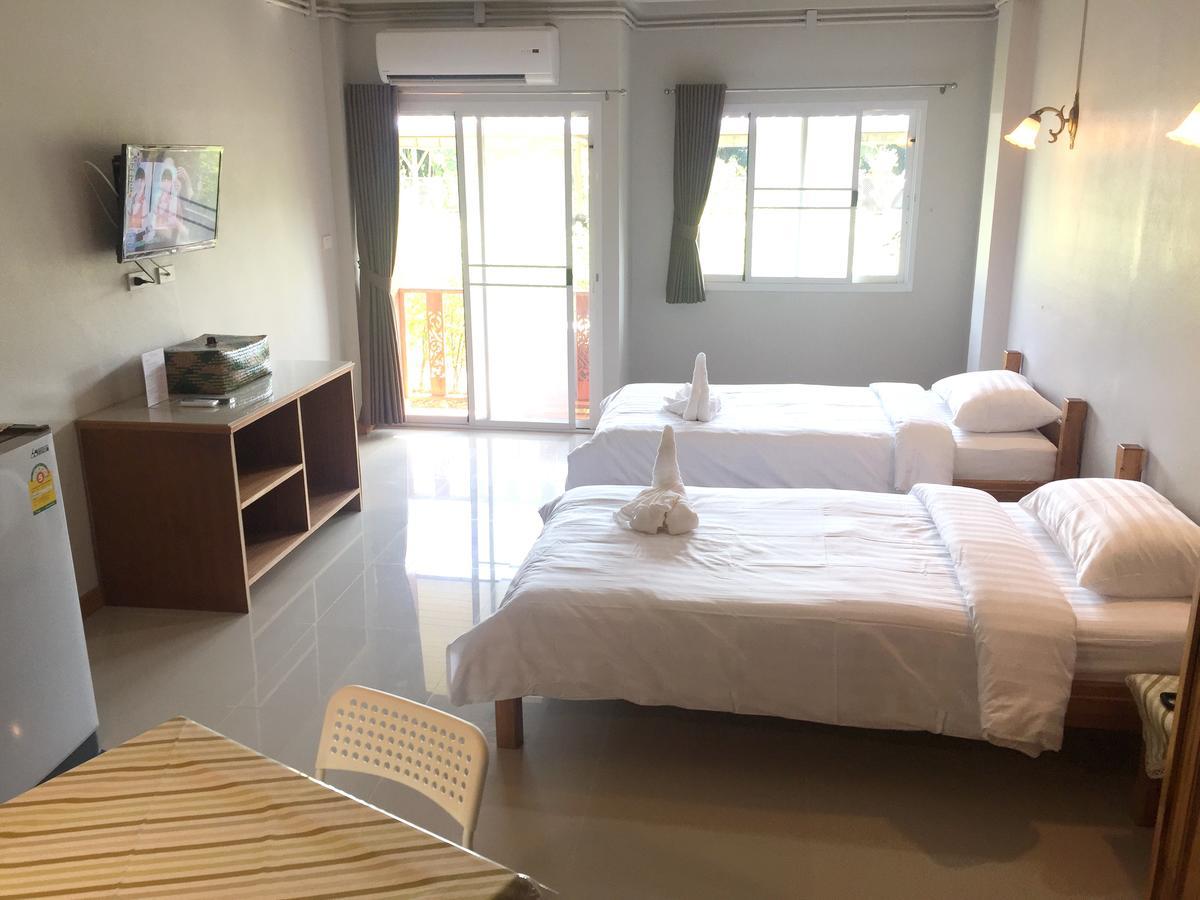 Baan Bangrak Residence Trang Exteriör bild