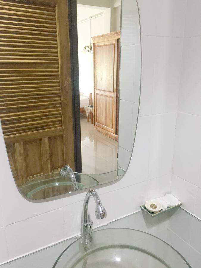 Baan Bangrak Residence Trang Exteriör bild