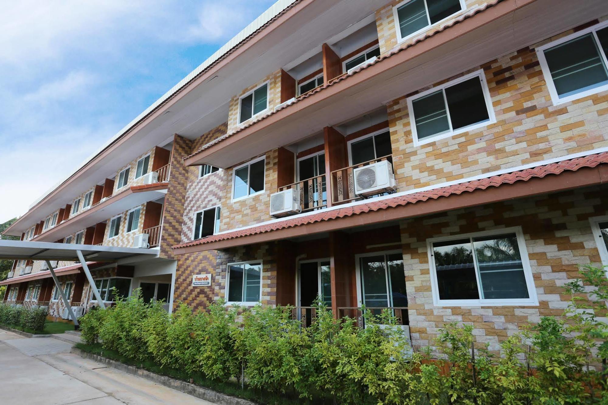 Baan Bangrak Residence Trang Exteriör bild
