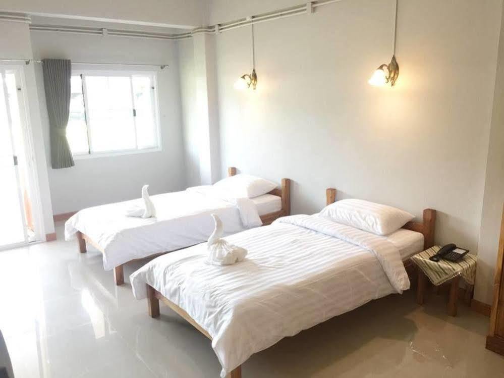 Baan Bangrak Residence Trang Exteriör bild