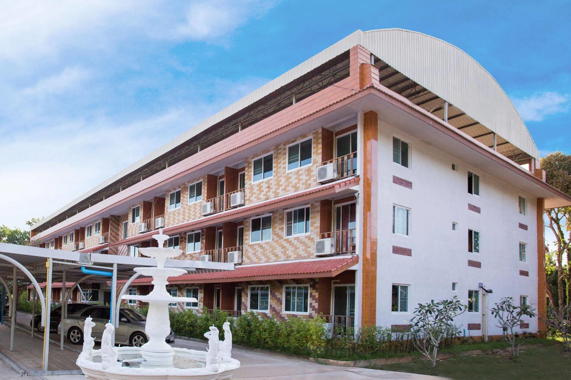 Baan Bangrak Residence Trang Exteriör bild